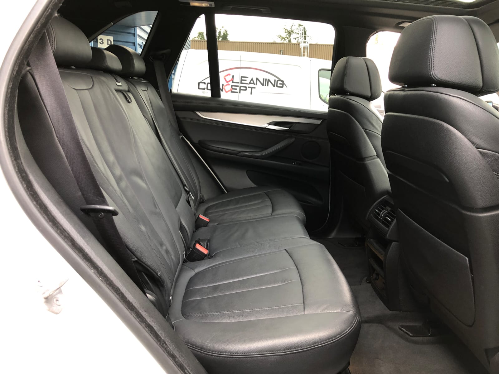 BMW X5 (F15) M50D 381ch bva8 7 Places – Image 14